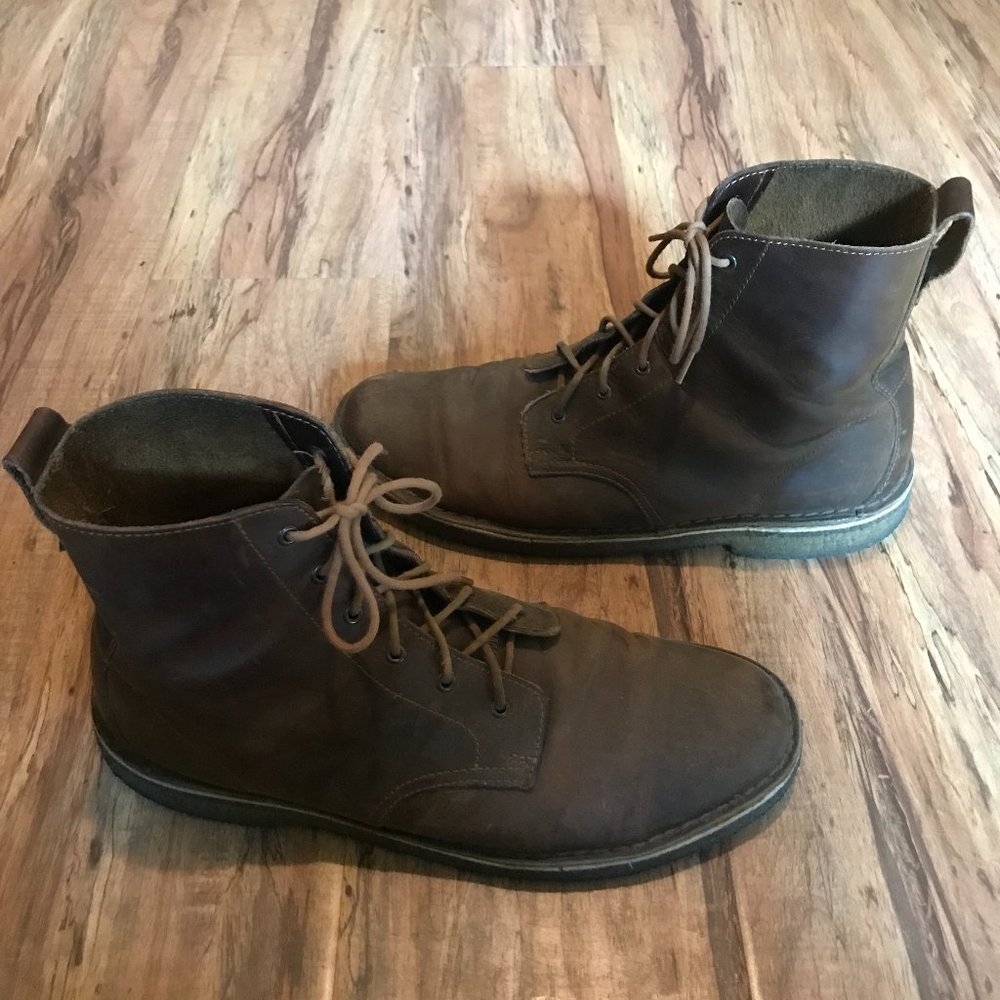 Clarks Desert Mali boots brown leather size 10.5